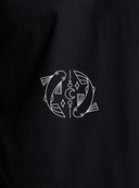 unisex juodi marskineliai su issiuvinetu horoskopu